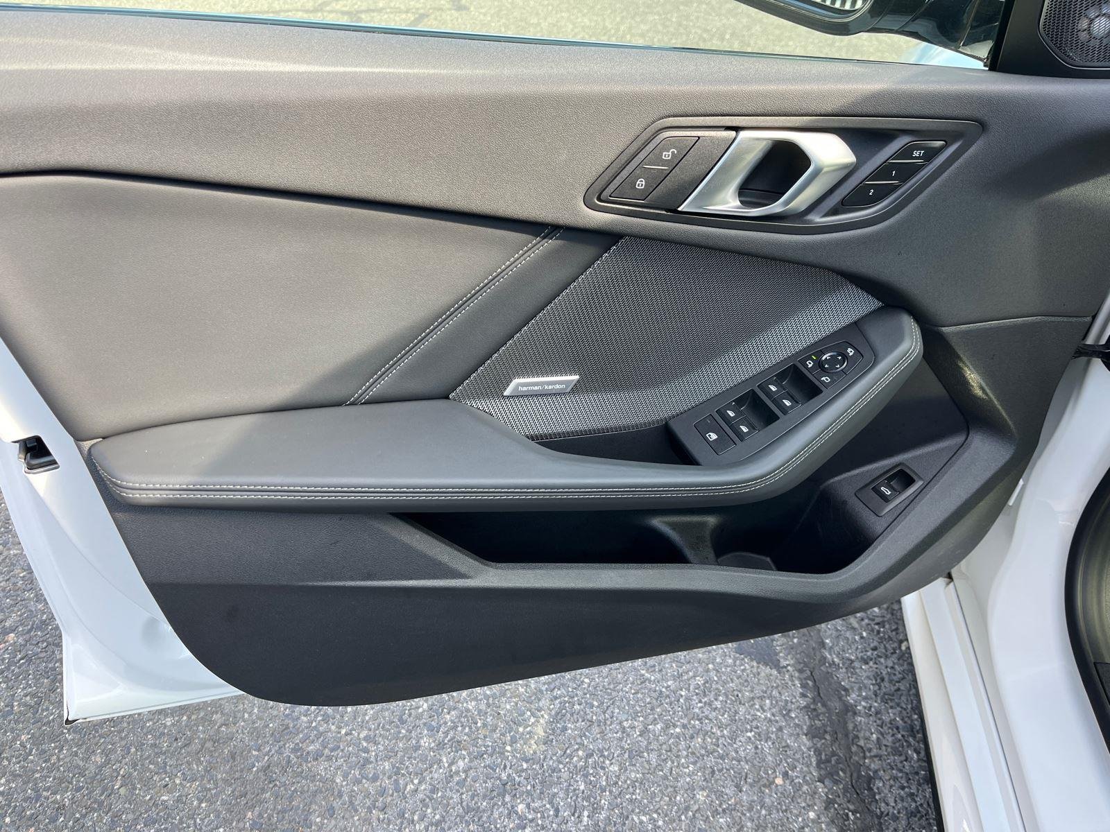 2025 BMW 2 Series 228 - Photo 9