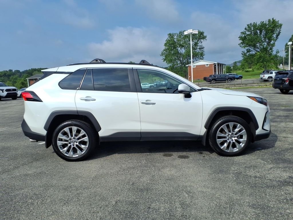 Used 2023 Wind Chill Pearl Toyota Limited image 3