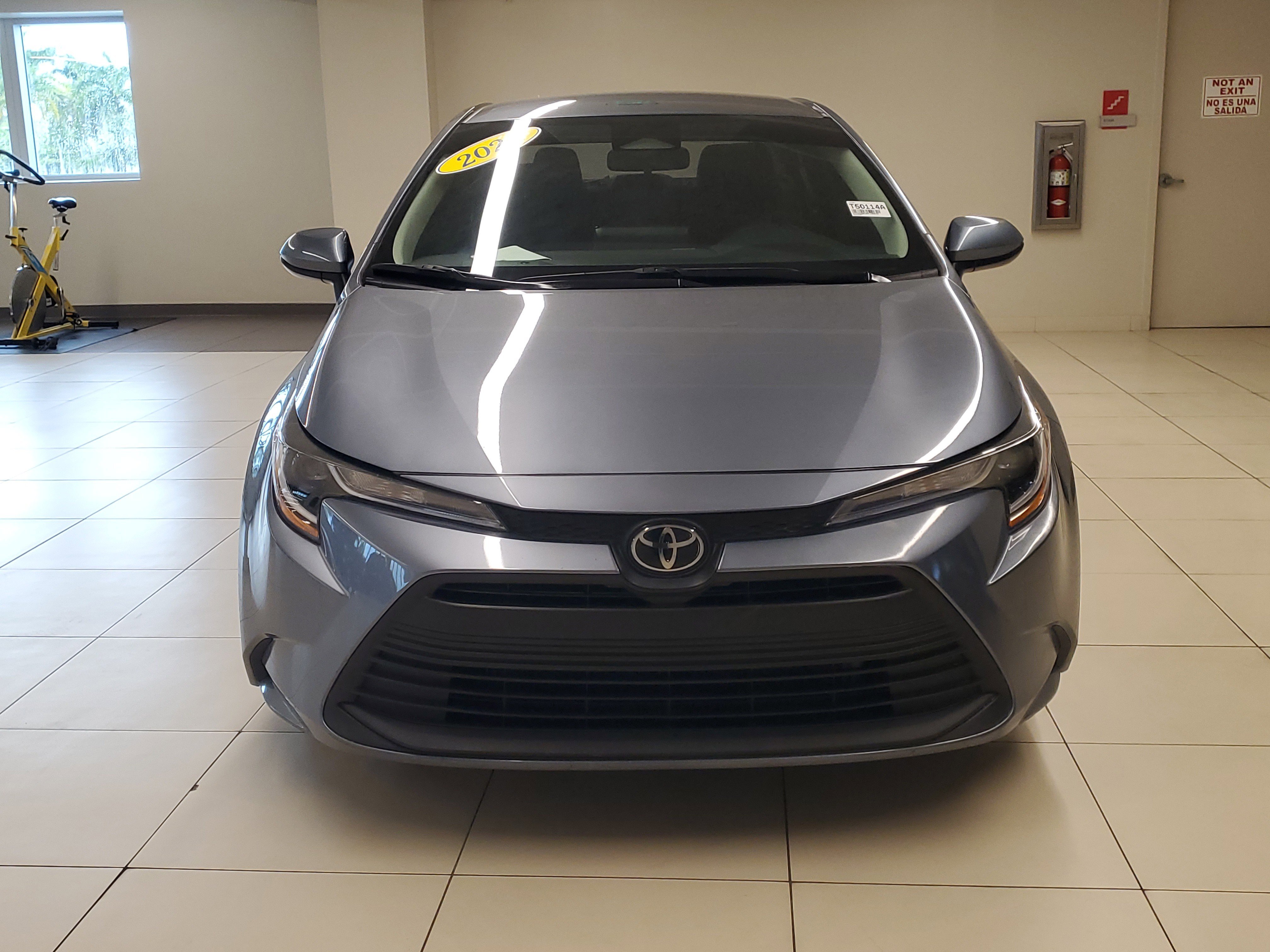 Used 2024 Toyota Corolla LE with VIN 5YFB4MDE3RP196979 for sale in Pinecrest, FL