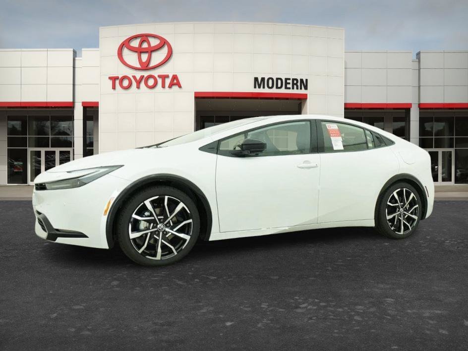 New 2026 Wind Chill Pearl Toyota XSE Premium image 17