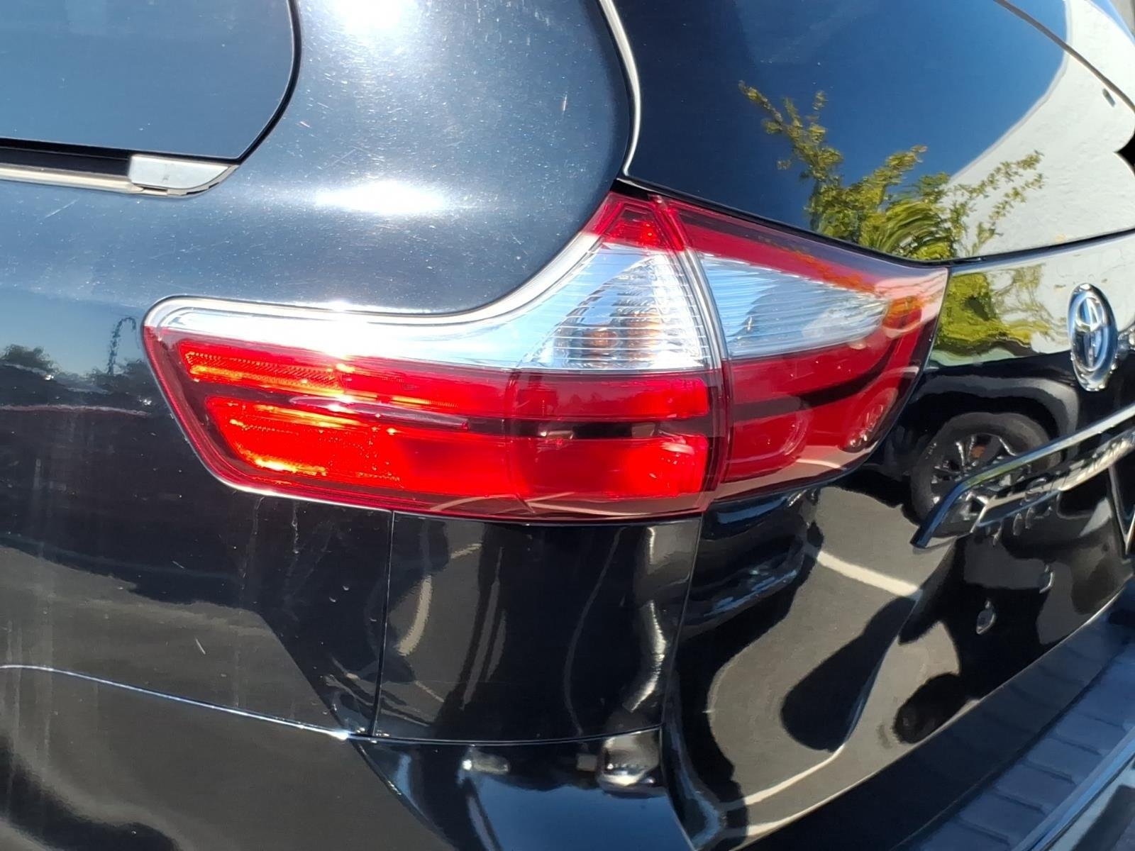 Used 2019 Midnight Black Metallic Toyota XLE image 14