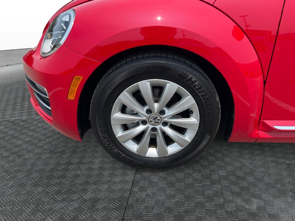 Used 2019 Red Volkswagen 2.0T S image 14