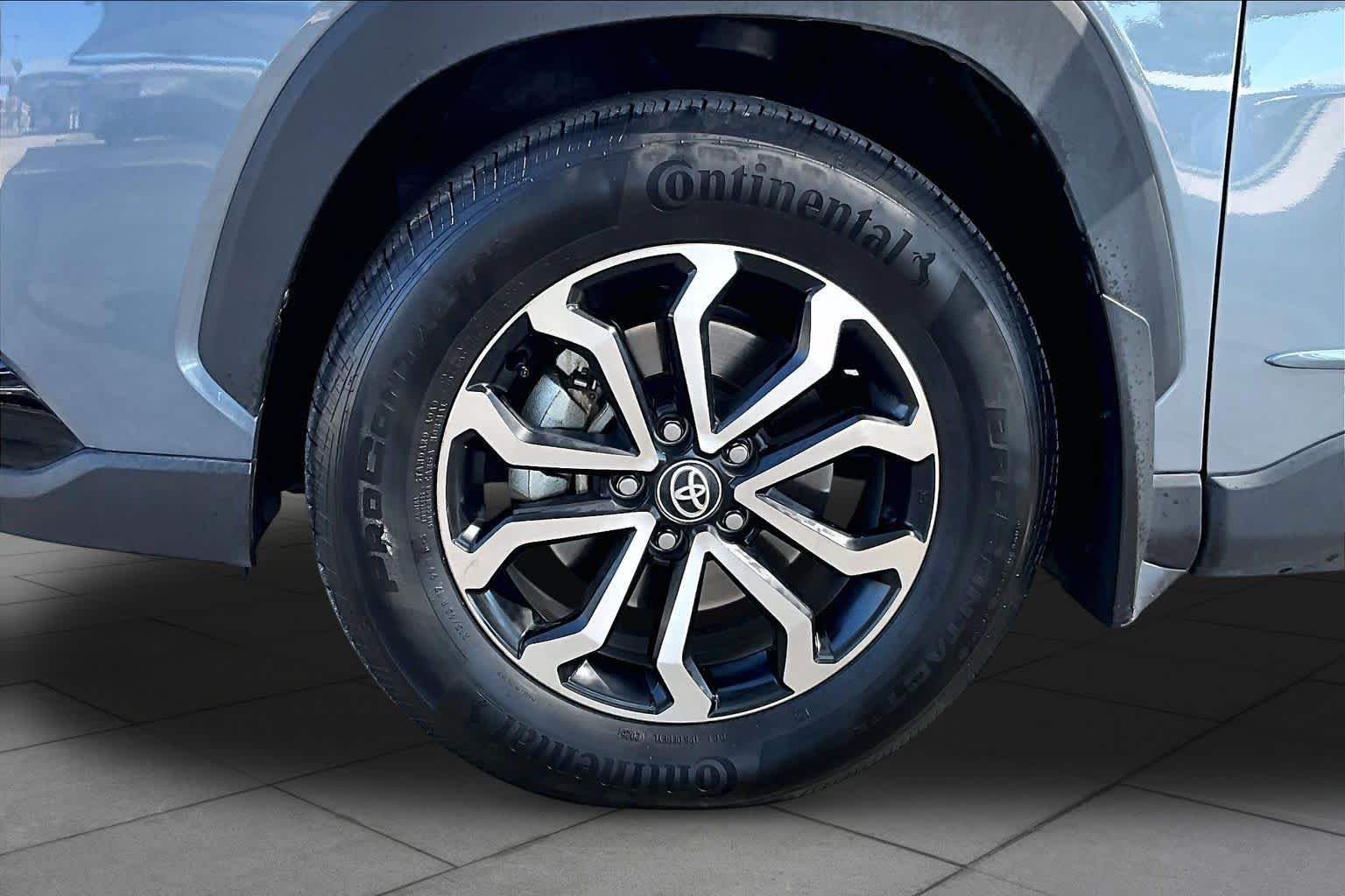 Used 2025 Celestite Toyota Hybrid S image 11