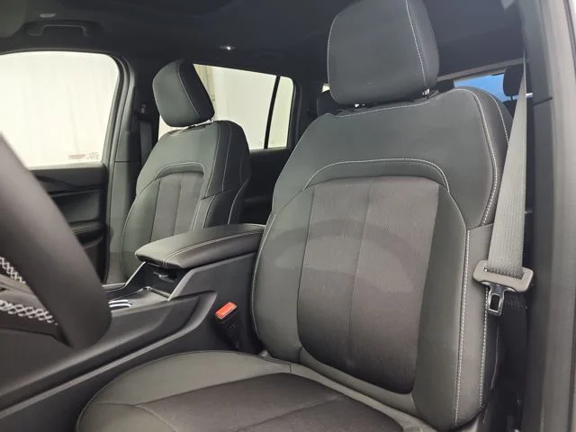 2025 Jeep Grand Cherokee L Laredo - Photo 33