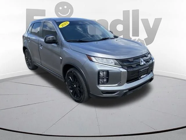 Used 2023 Silver Mitsubishi 2.0 ES image 7
