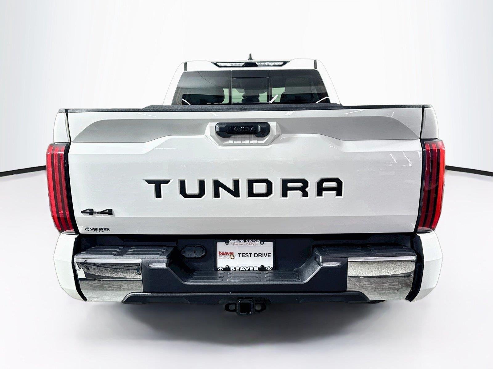 Used 2024 Ice Cap Toyota SR5 image 11