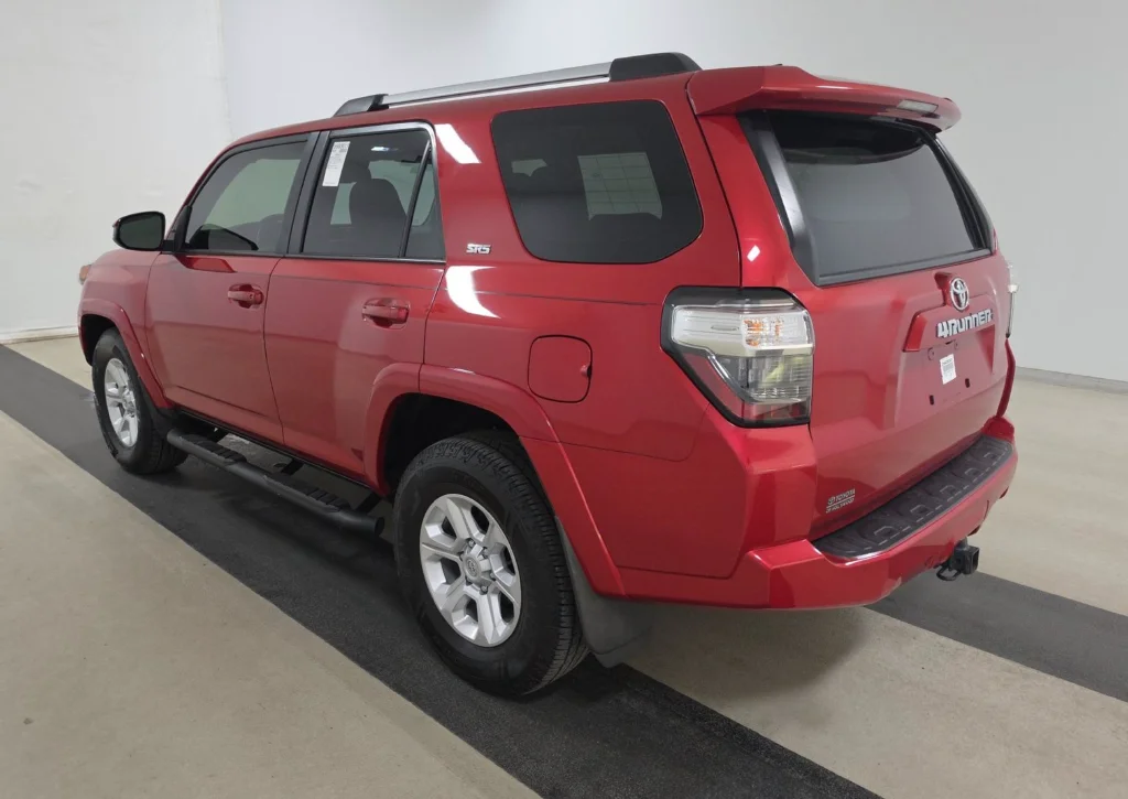 Used 2022 Red Toyota SR5 image 3