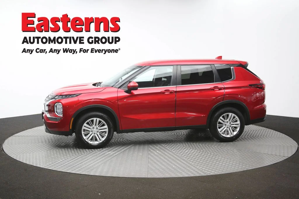 Used 2024 Red Mitsubishi ES image 58