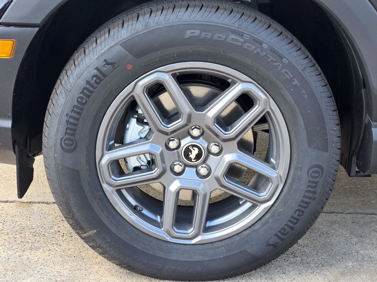 New 2026 Shadow Black Ford Big Bend® image 7
