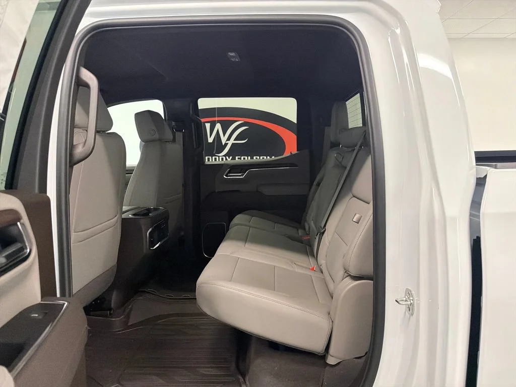 New 2026 Summit White GMC SLT image 17