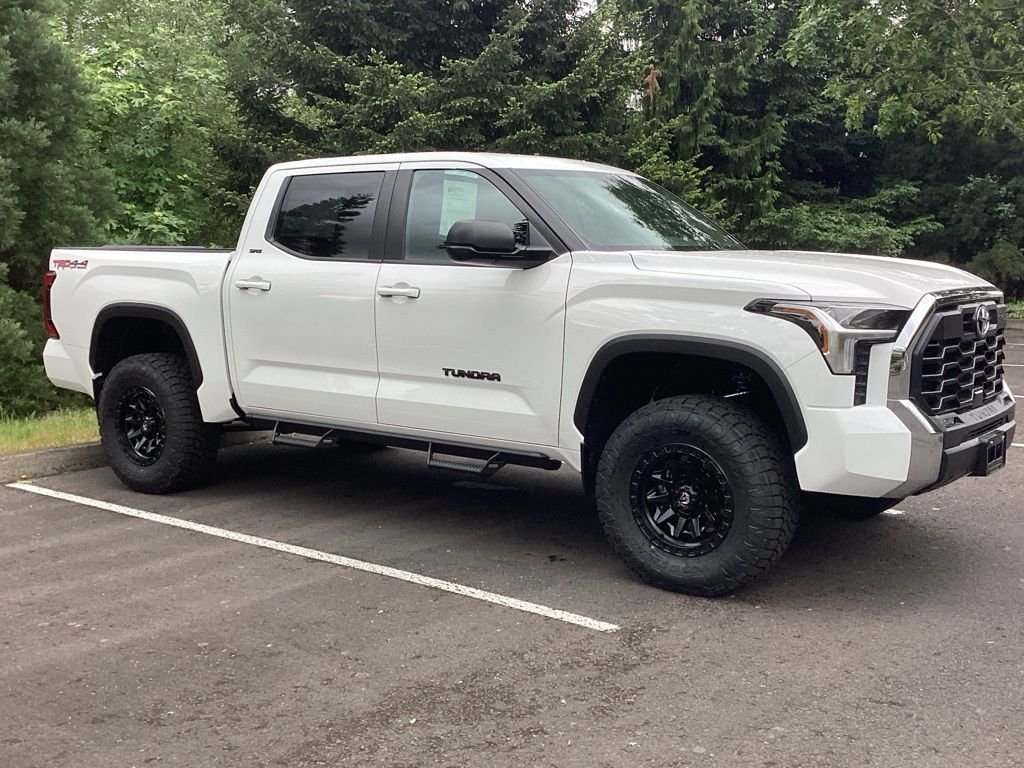 New 2026 Ice Cap Toyota SR5 image 10