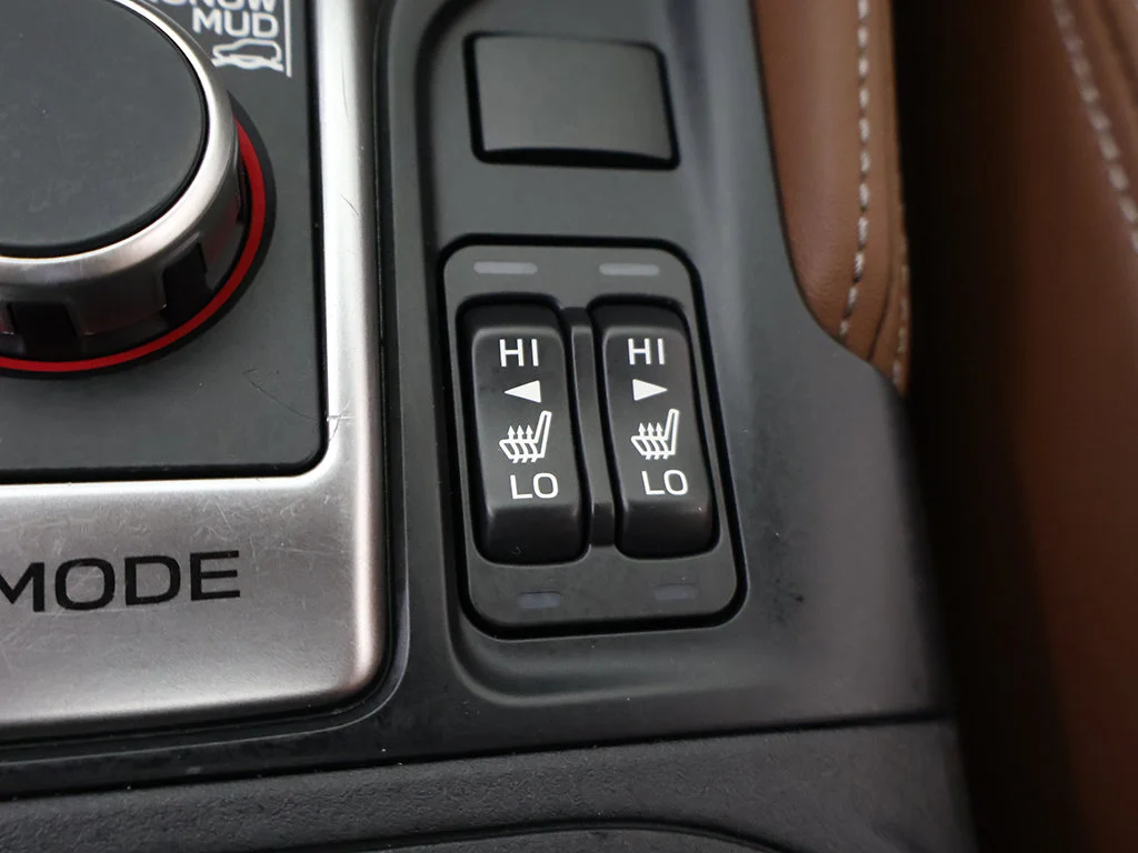 Used 2021 White Subaru Touring image 60
