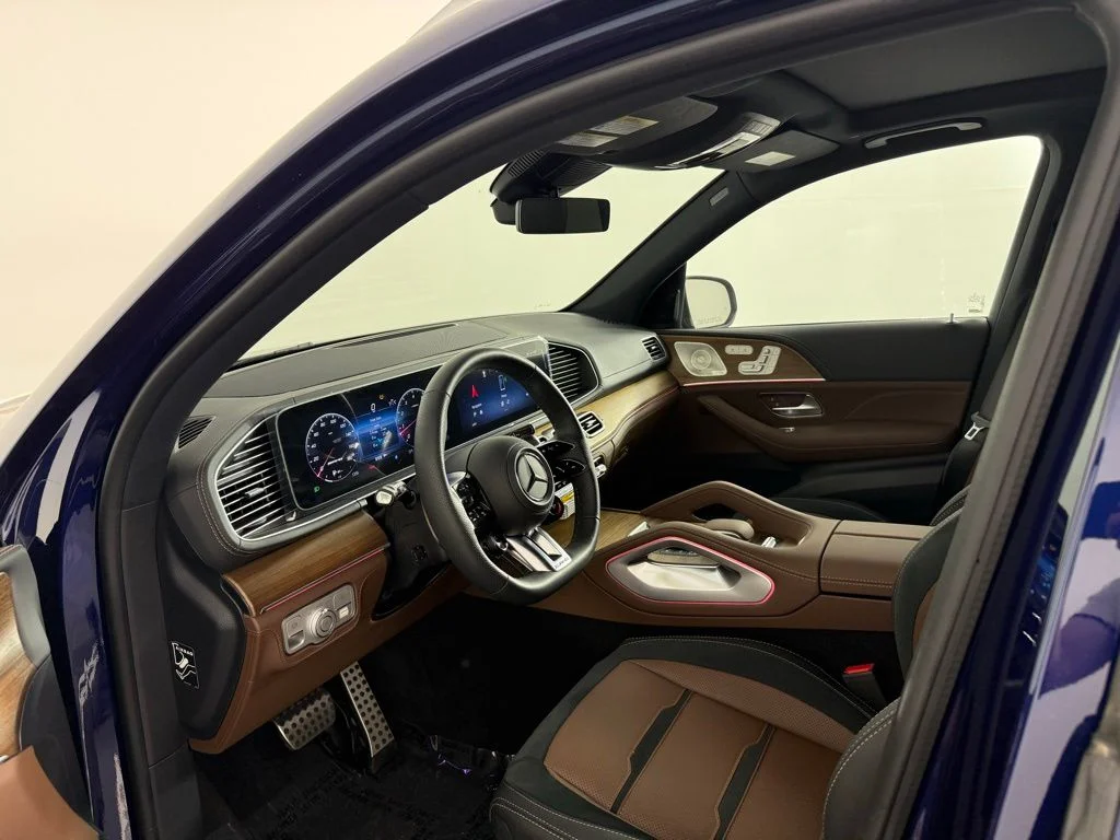 2025 Mercedes-Benz GLE AMG GLE 53 - Photo 10