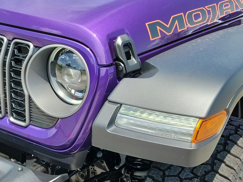 New 2026 Reign Exterior Paint Jeep Mojave image 26