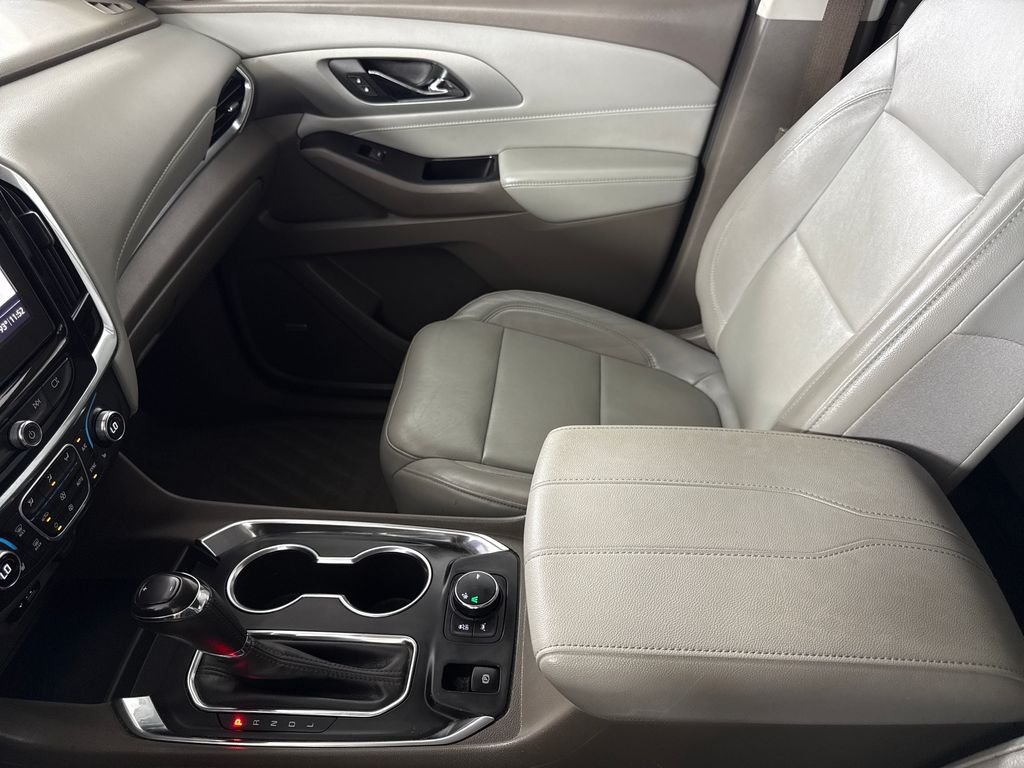 2020 Chevrolet Traverse 3LT - Photo 20