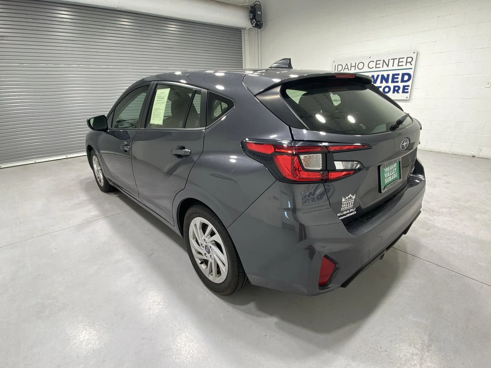Used 2024 Gray Subaru Base image 6