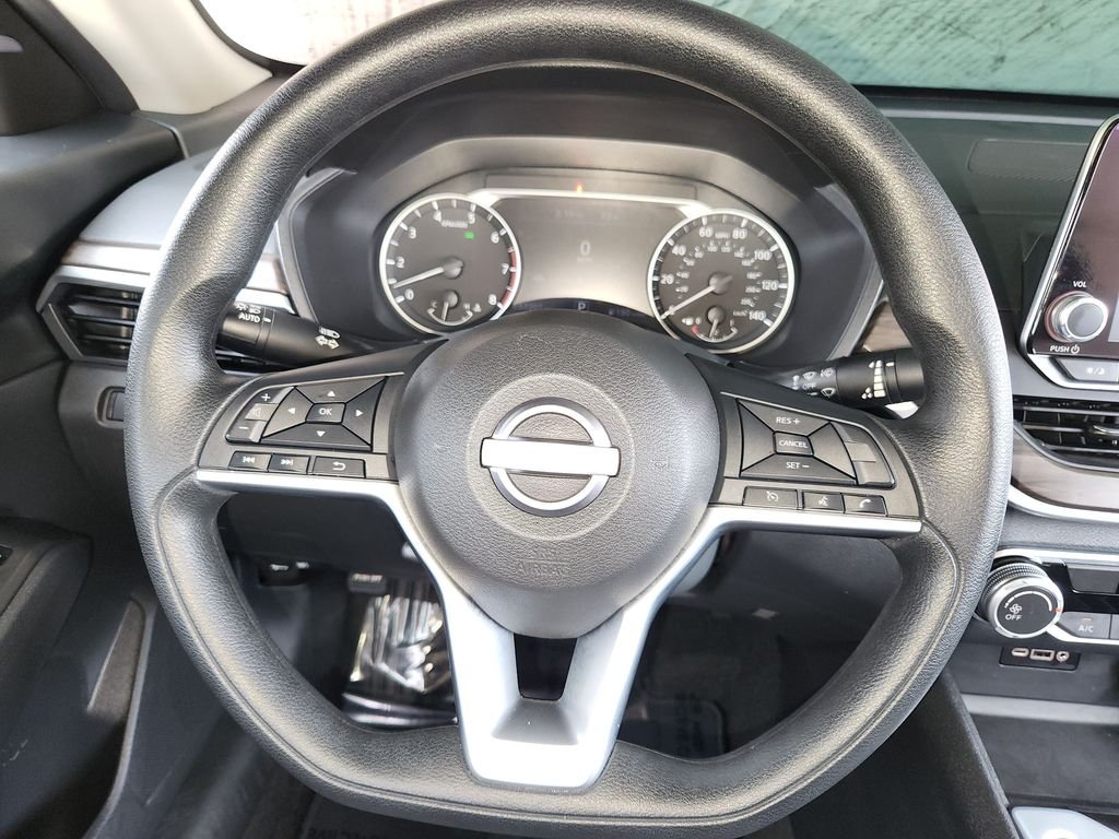 Used 2025 Black Nissan 2.5 SV image 22