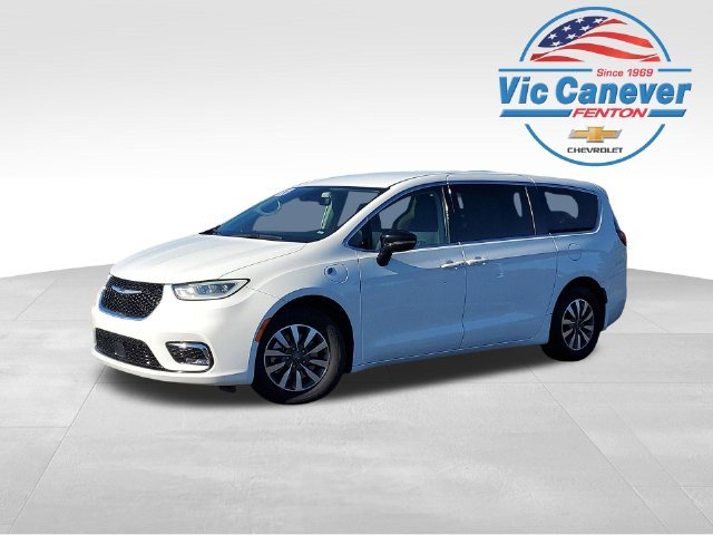 2024 Chrysler Pacifica PHEV