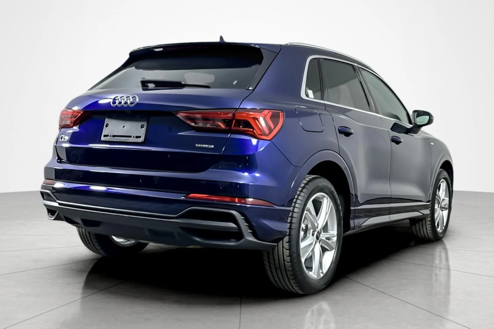 Used 2023 Navarra Blue Metallic Audi S line Premium 45 TFSI quattro image 5