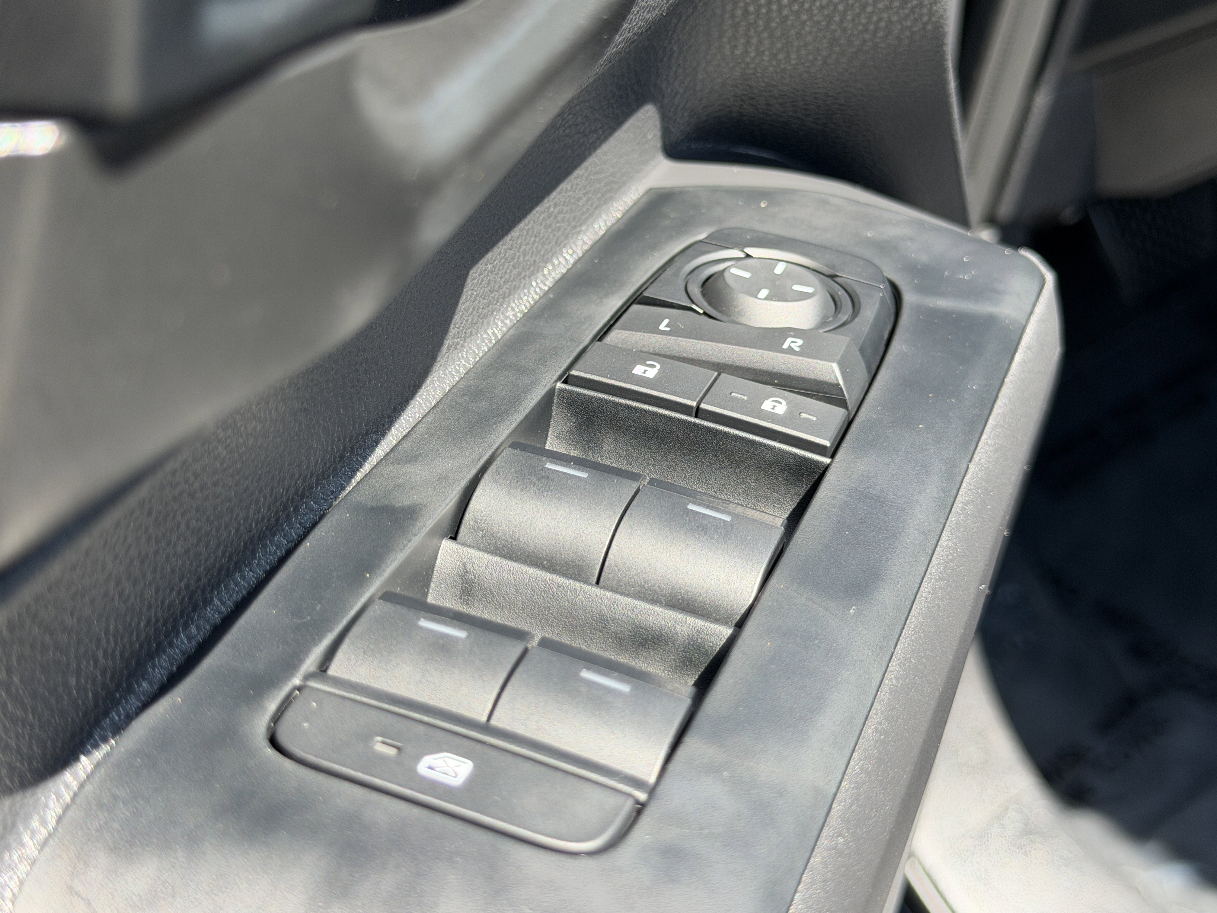 Used 2025 Black Toyota SR5 image 14