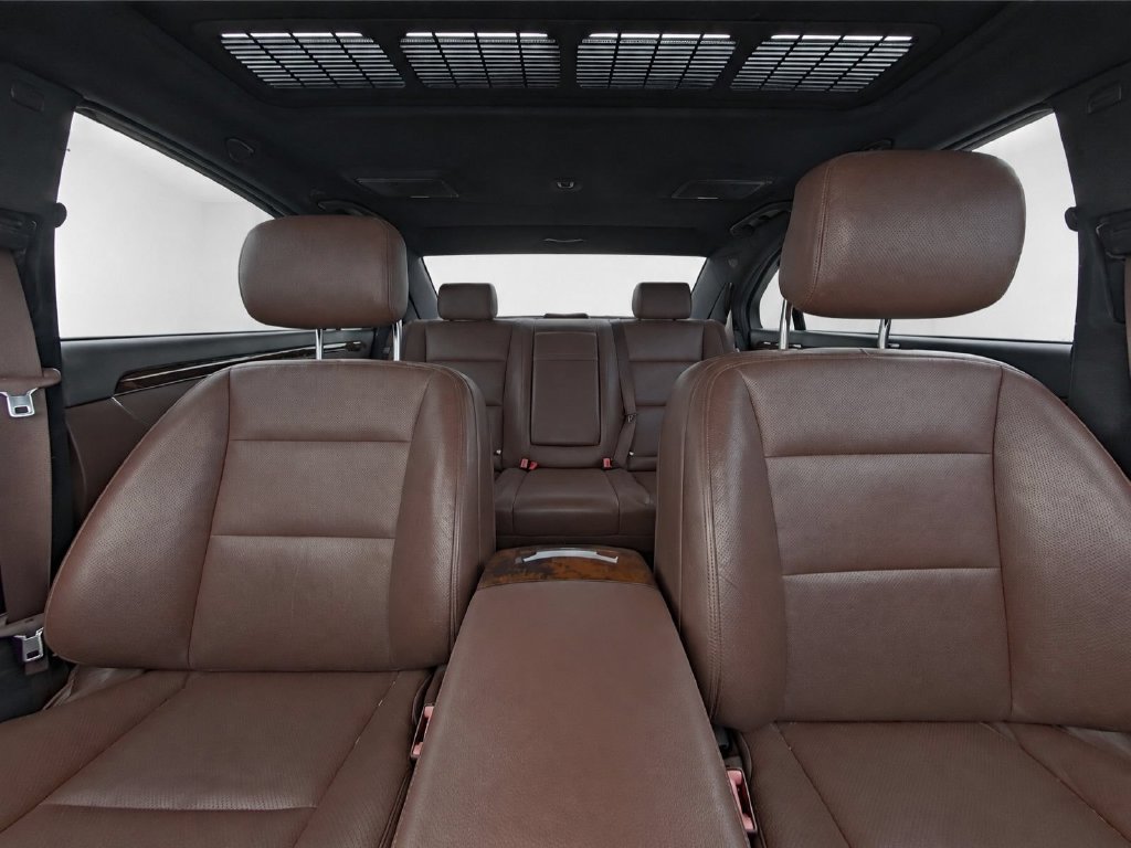 Used 2011 Brown Mercedes-Benz S 550 image 29