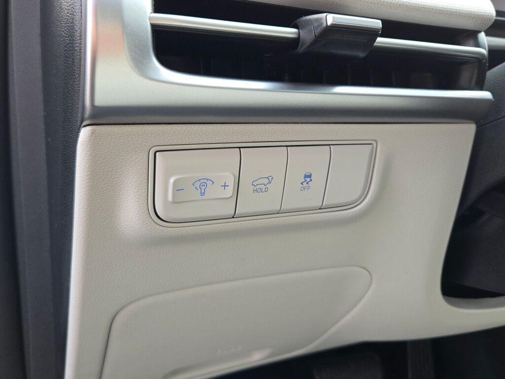 New 2025 Black Hyundai SEL Convenience AWD image 27