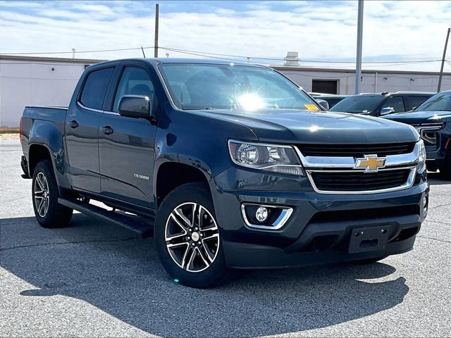 Used 2019 Shadow Gray Metallic Chevrolet LT image 1