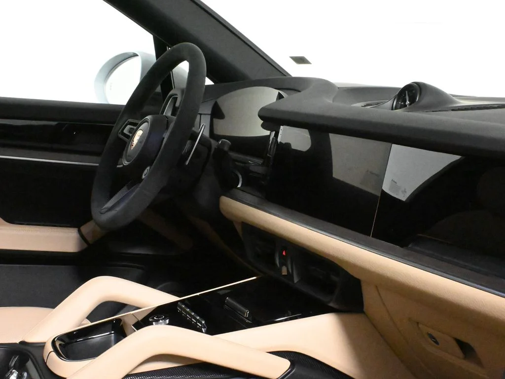 Certified Used 2026 White Porsche  image 37