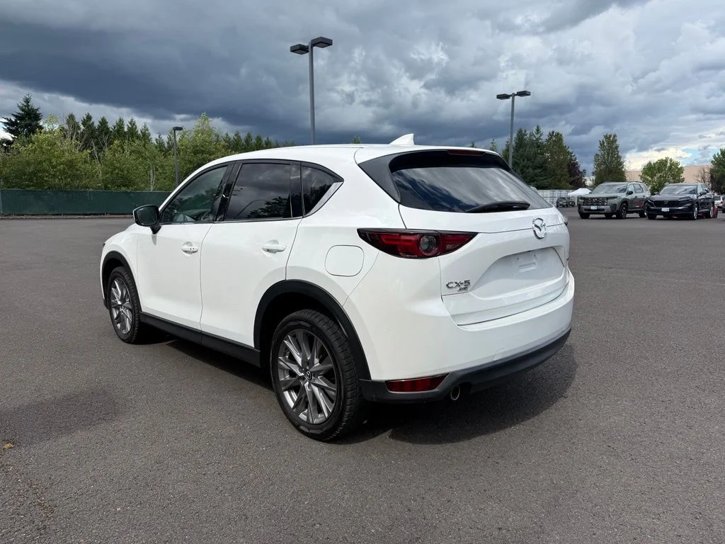 Used 2021 Snowflake White Pearl Mica Mazda Grand Touring image 5