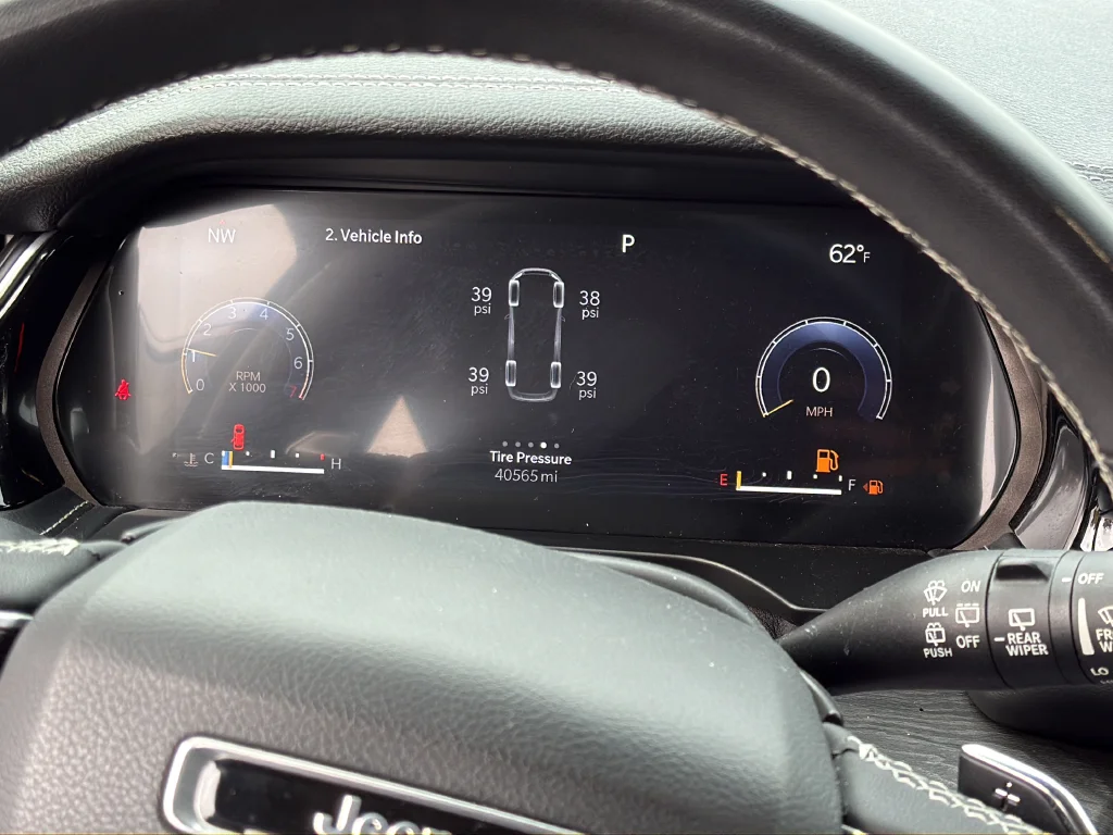 Used 2023 Gray Jeep Limited image 12