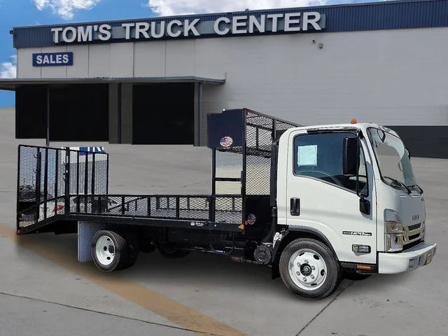 2026 ISUZU NPR-HD 