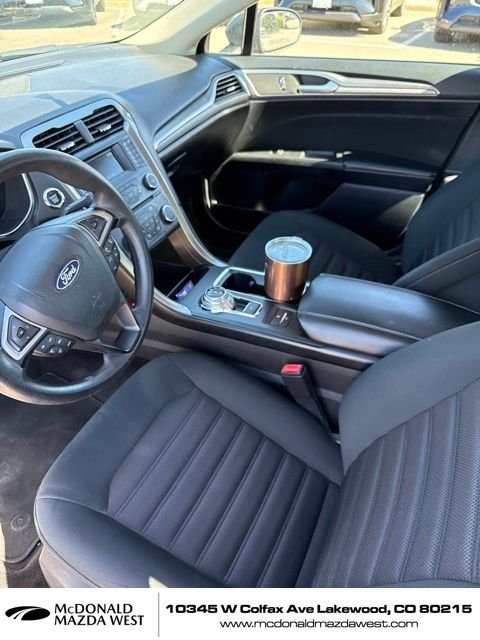 Used 2018 Gray Ford SE image 5