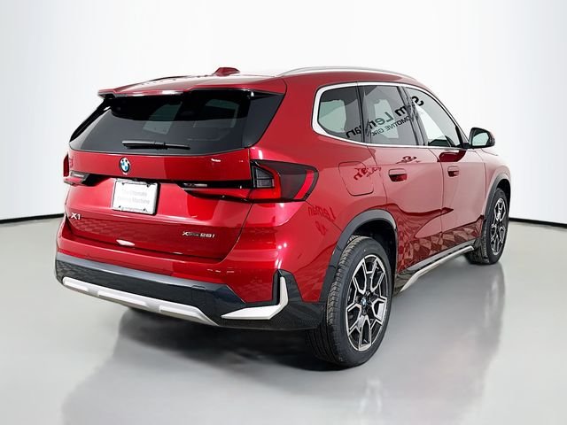 Used 2026 Red BMW xDrive28i image 7