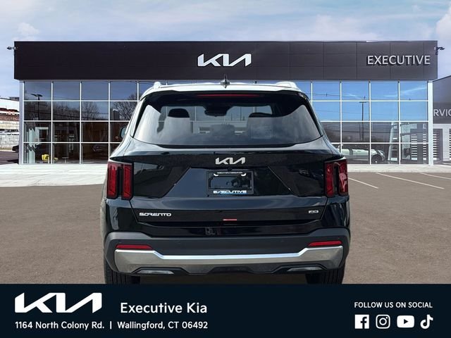 New 2026 Ebony Black Kia S image 5