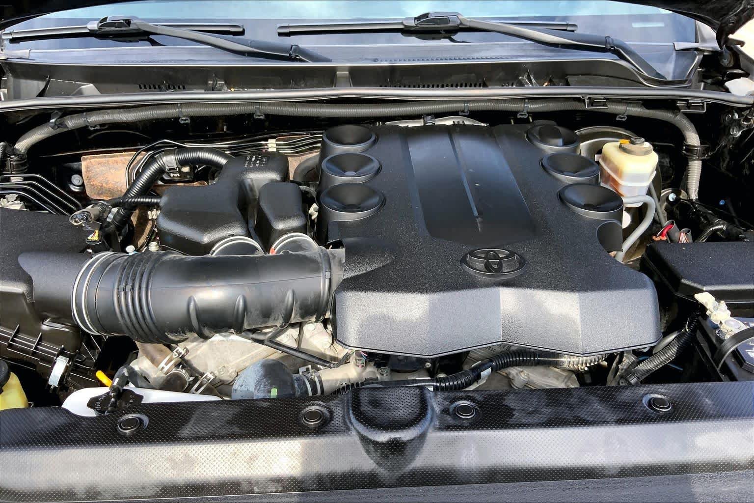 Used 2019 Midnight Black Metallic Toyota Limited image 32