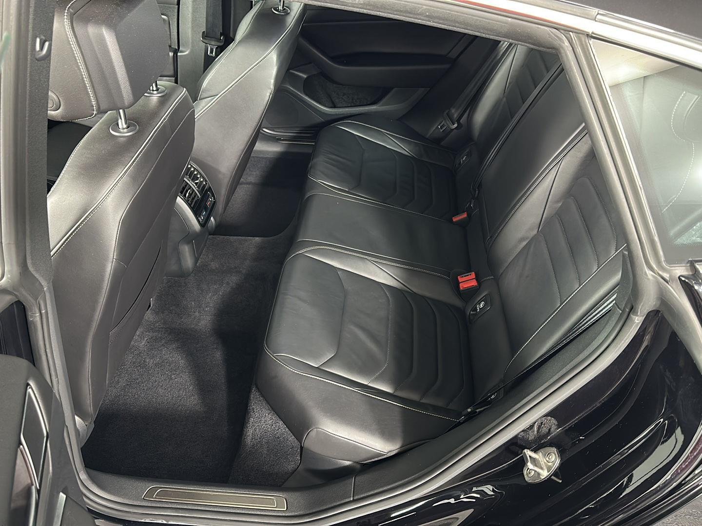 Used 2019 Deep Black Pearl Volkswagen SEL Premium R-Line image 17