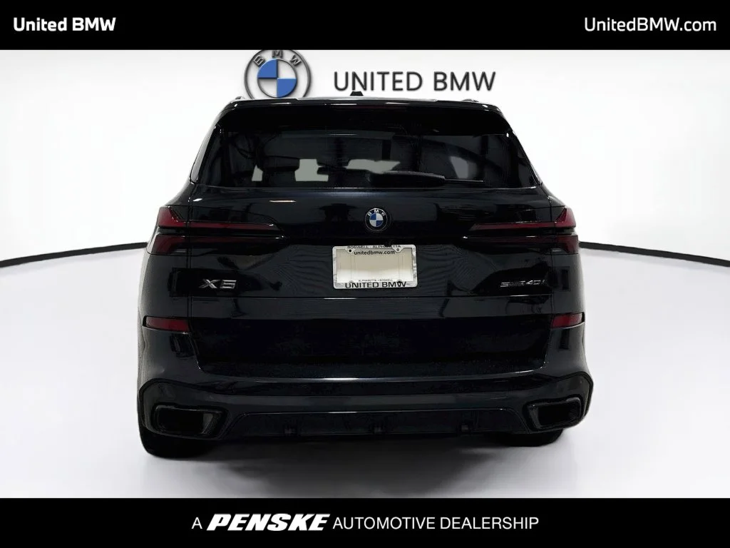 Used 2024 Black Sapphire Metallic BMW sDrive40i image 6