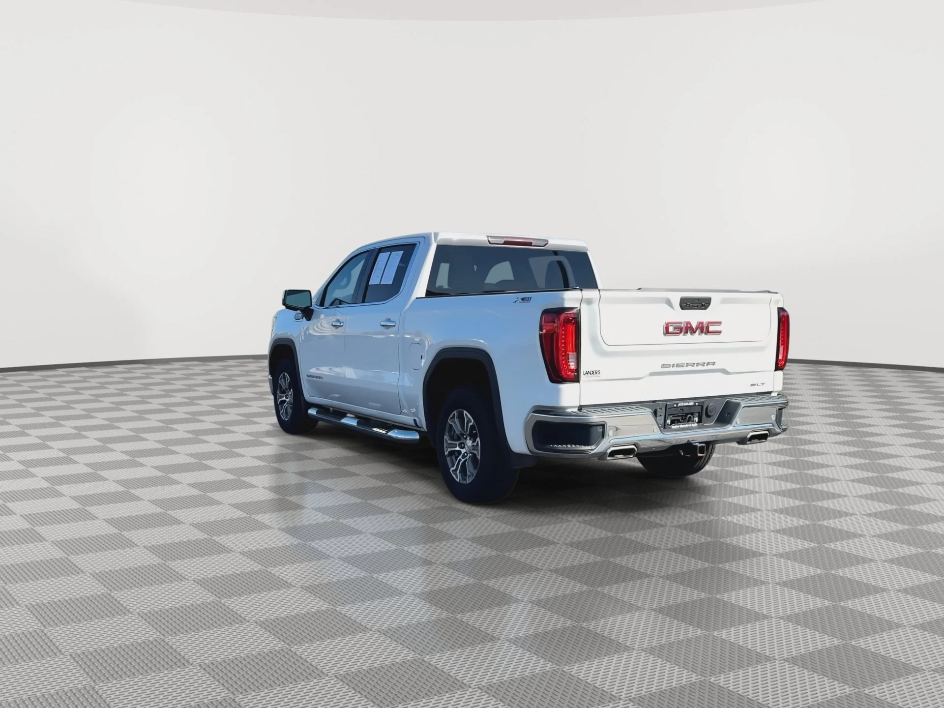 2019 GMC Sierra 1500 SLT - Photo 7