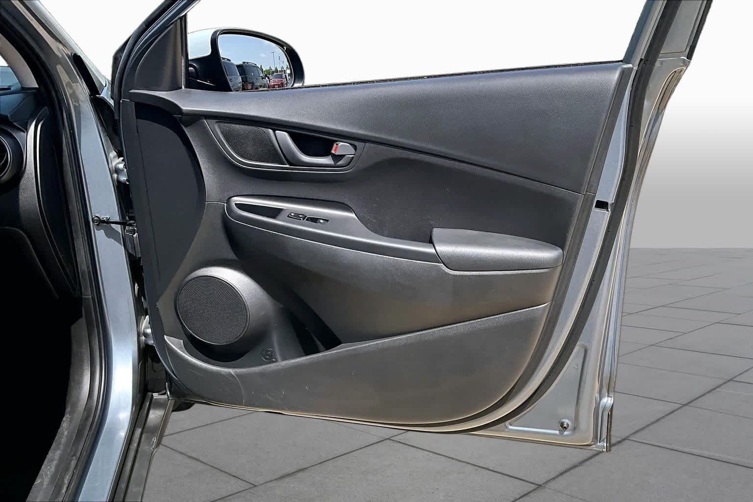 Used 2018 Sonic Silver Hyundai SEL image 21