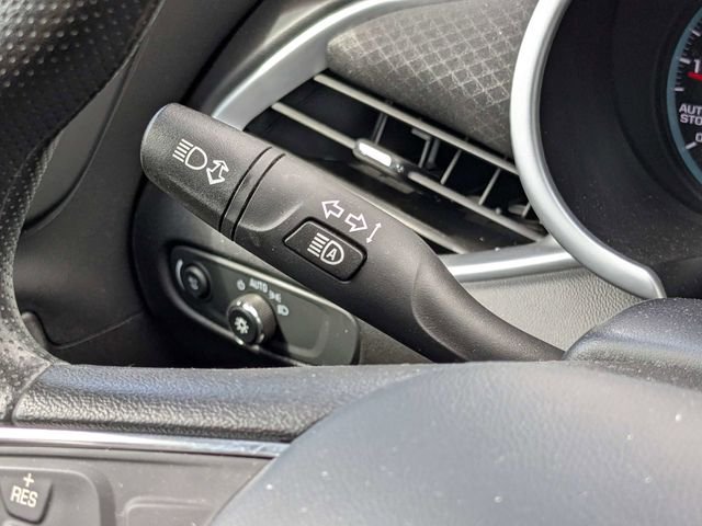 2023 Chevrolet Malibu 1LT - Photo 24