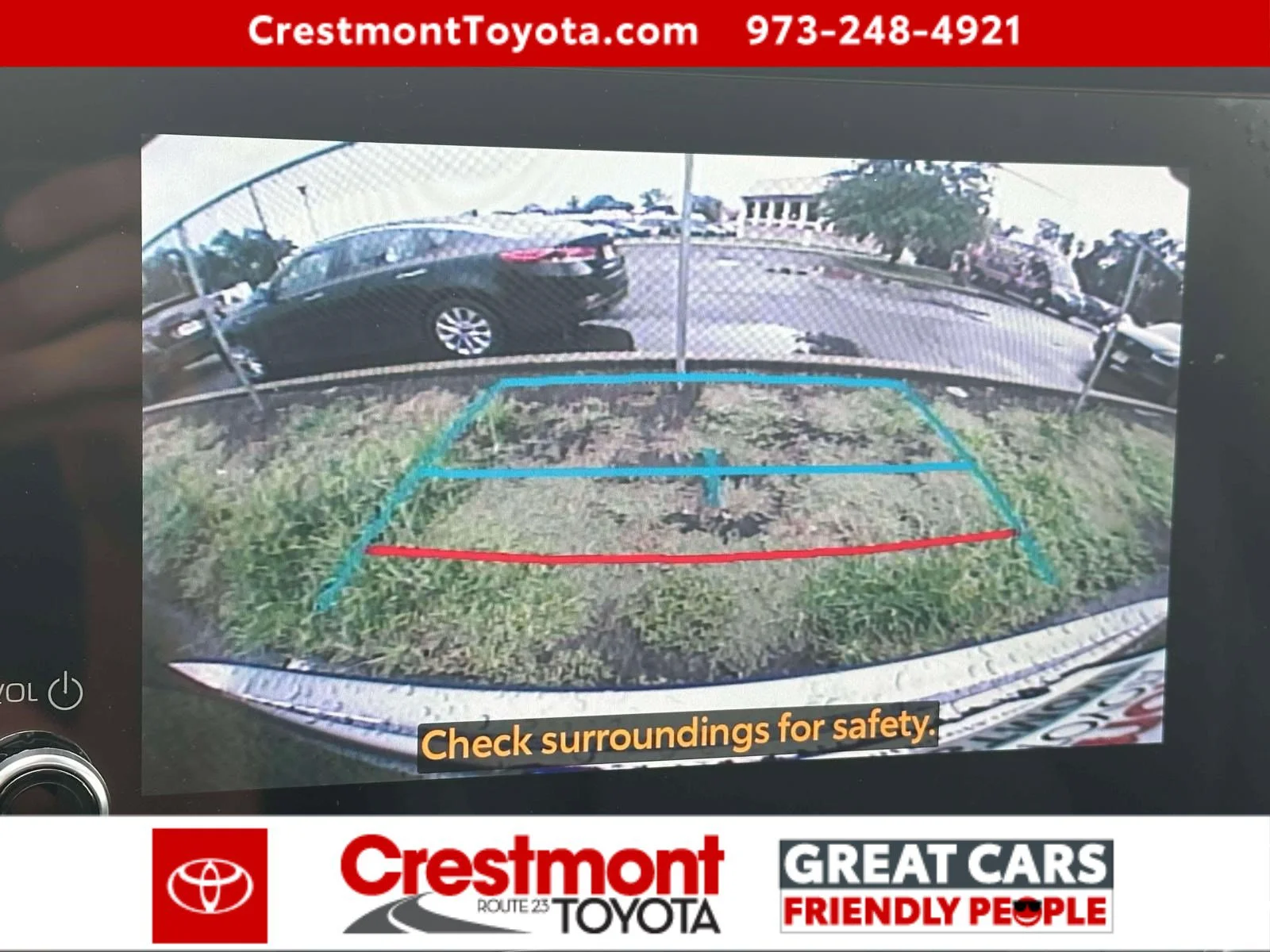 Used 2025 Heavy Metal Toyota XLE image 28
