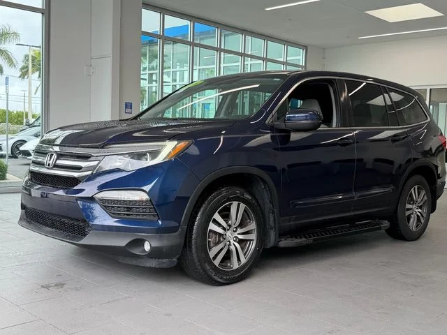 Used 2016 Blue Honda EX image 3