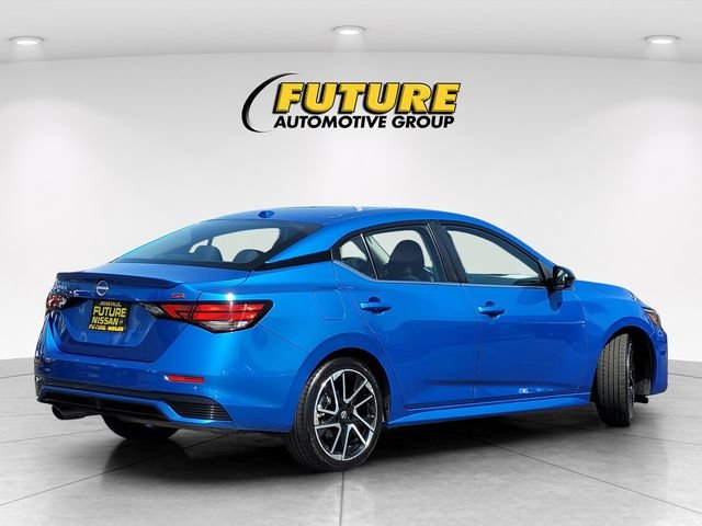 Used 2025 Blue Nissan SR image 4