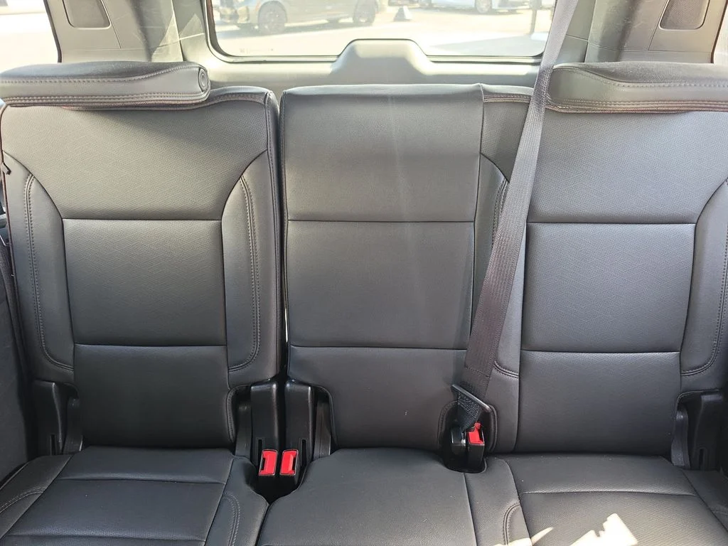 Used 2023 Summit White Chevrolet High Country image 15