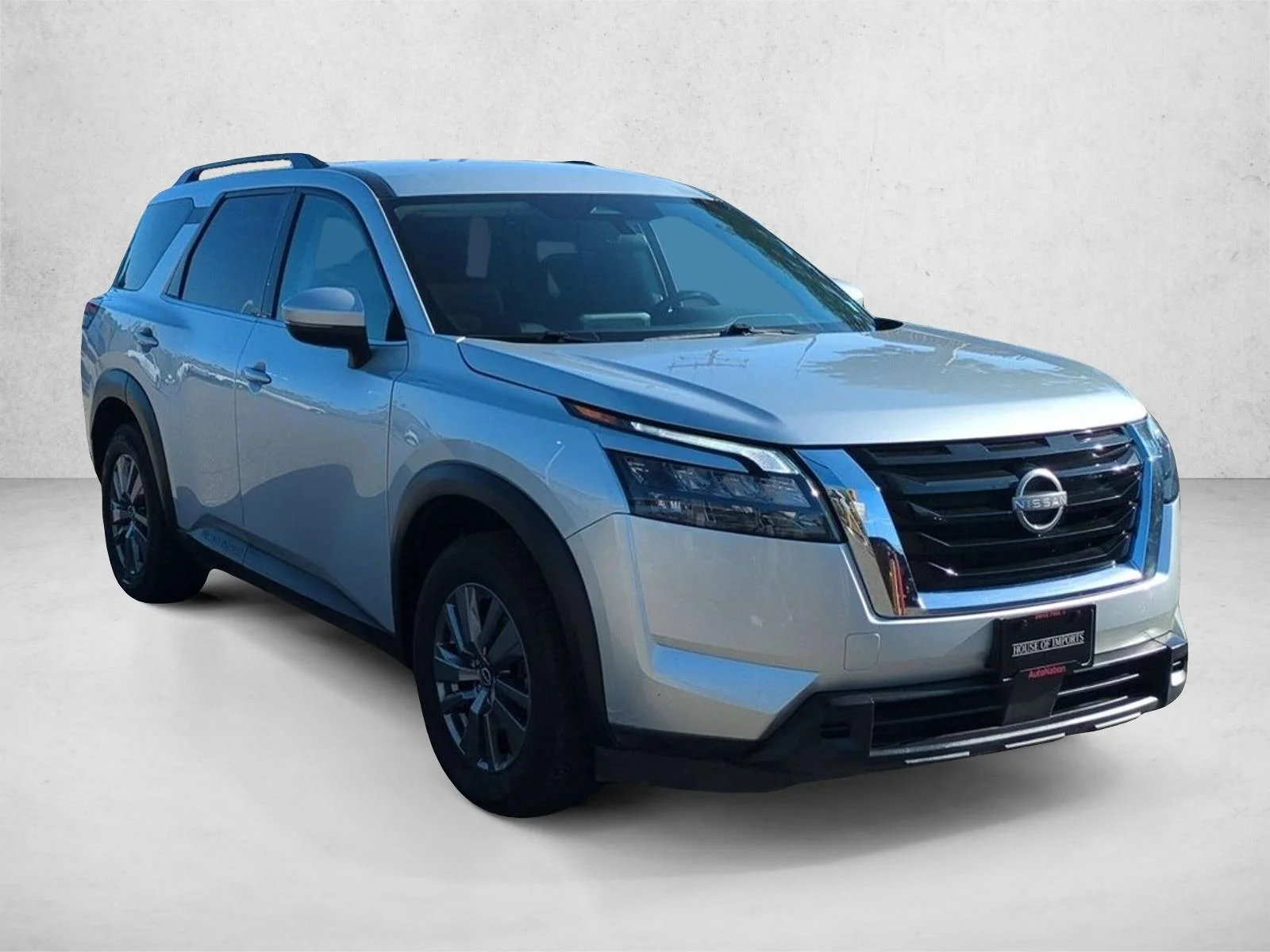 Used 2024 Brilliant Silver Metallic Nissan SV image 3