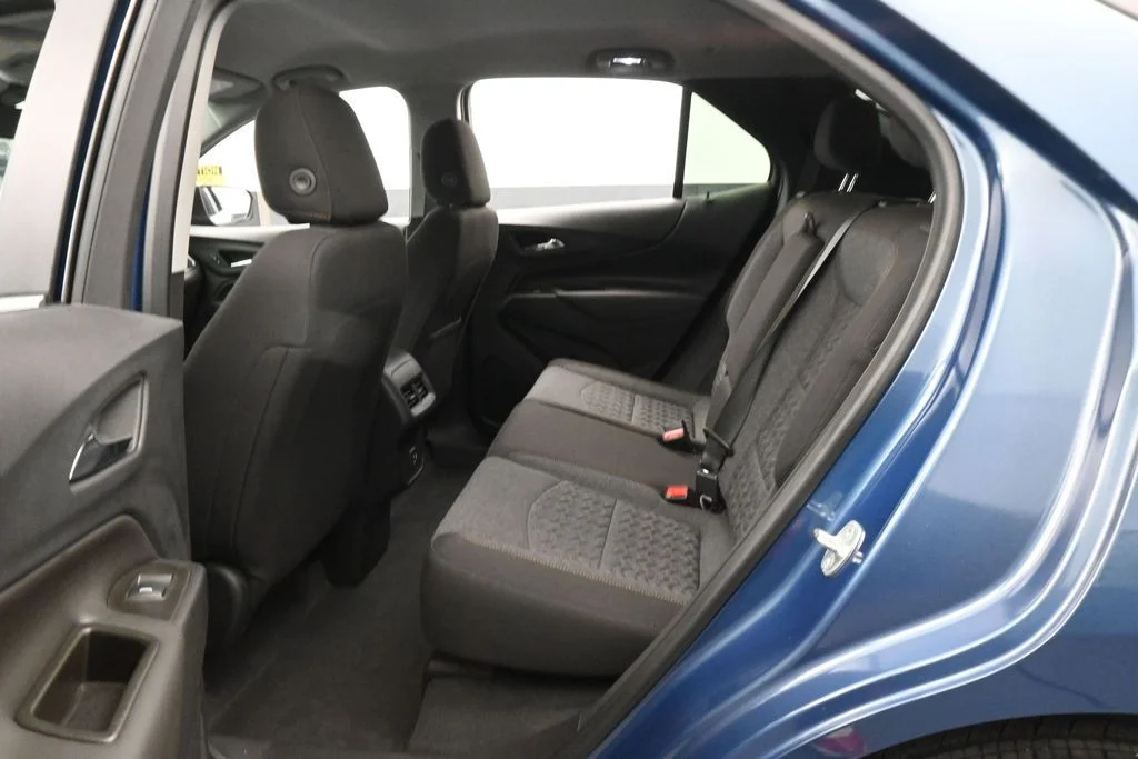 Used 2024 Lakeshore Blue Metallic Chevrolet LT image 28