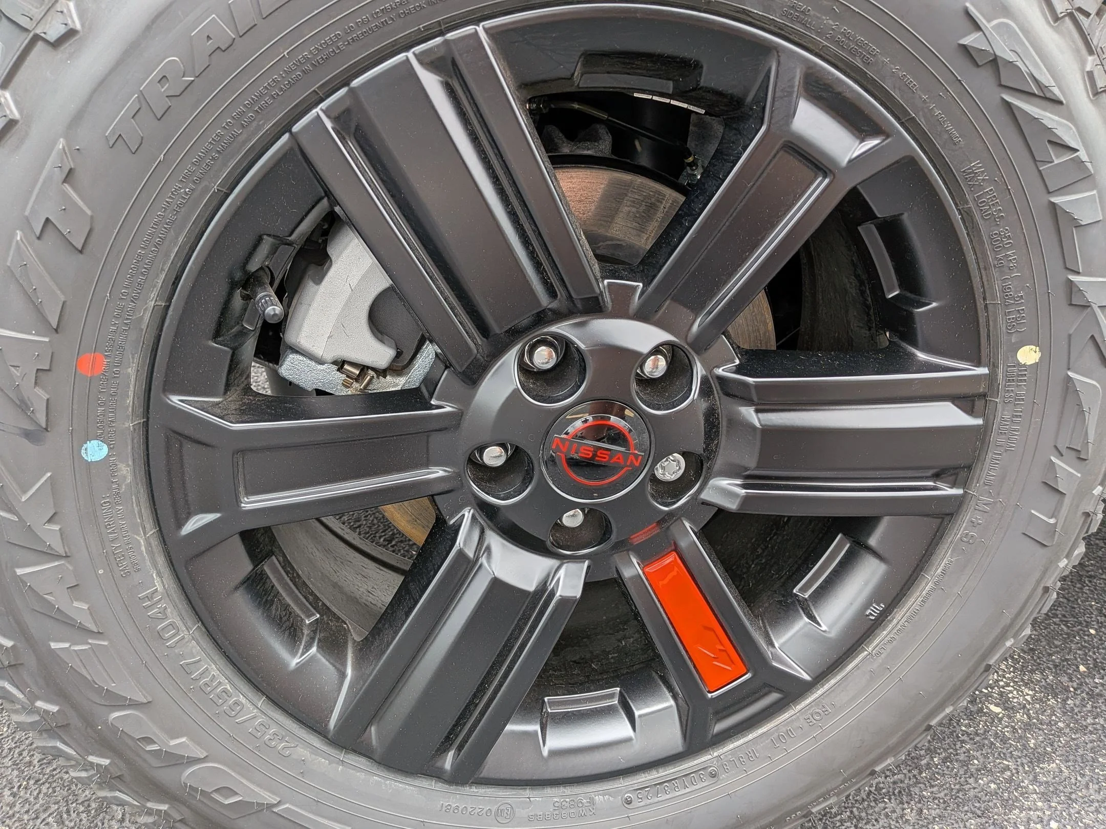 New 2026 Boulder Gray Pearl Nissan Rock Creek® image 27
