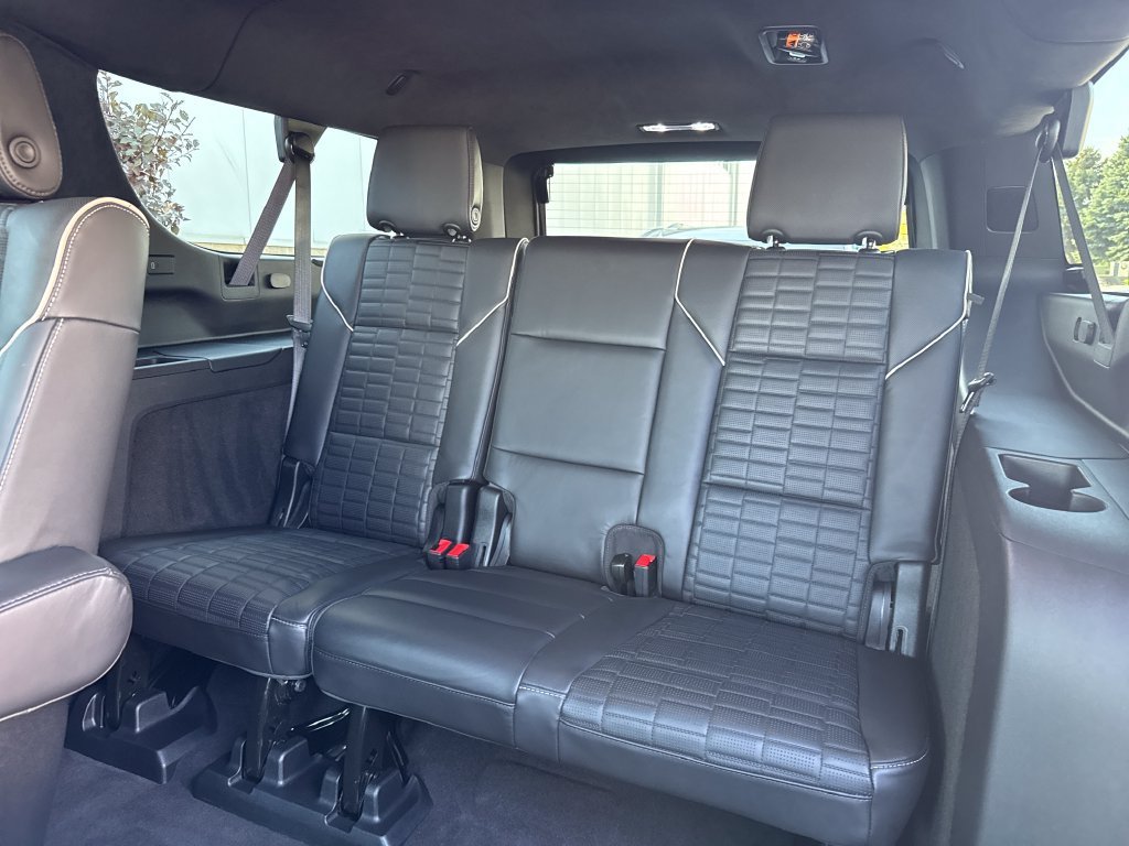 2026 Cadillac Escalade ESV V-Series - Photo 43