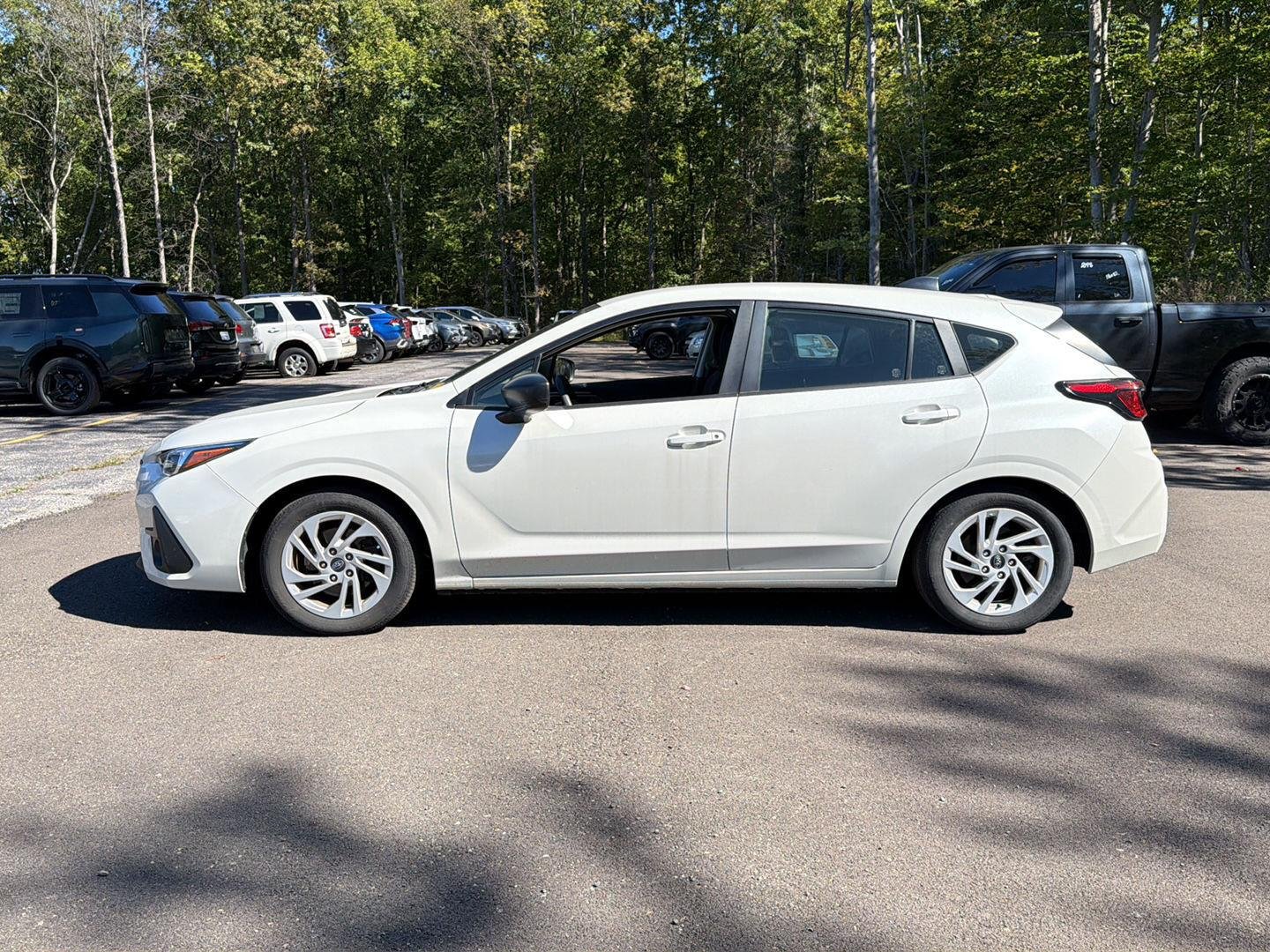Used 2024 Crystal White Pearl Subaru  image 11