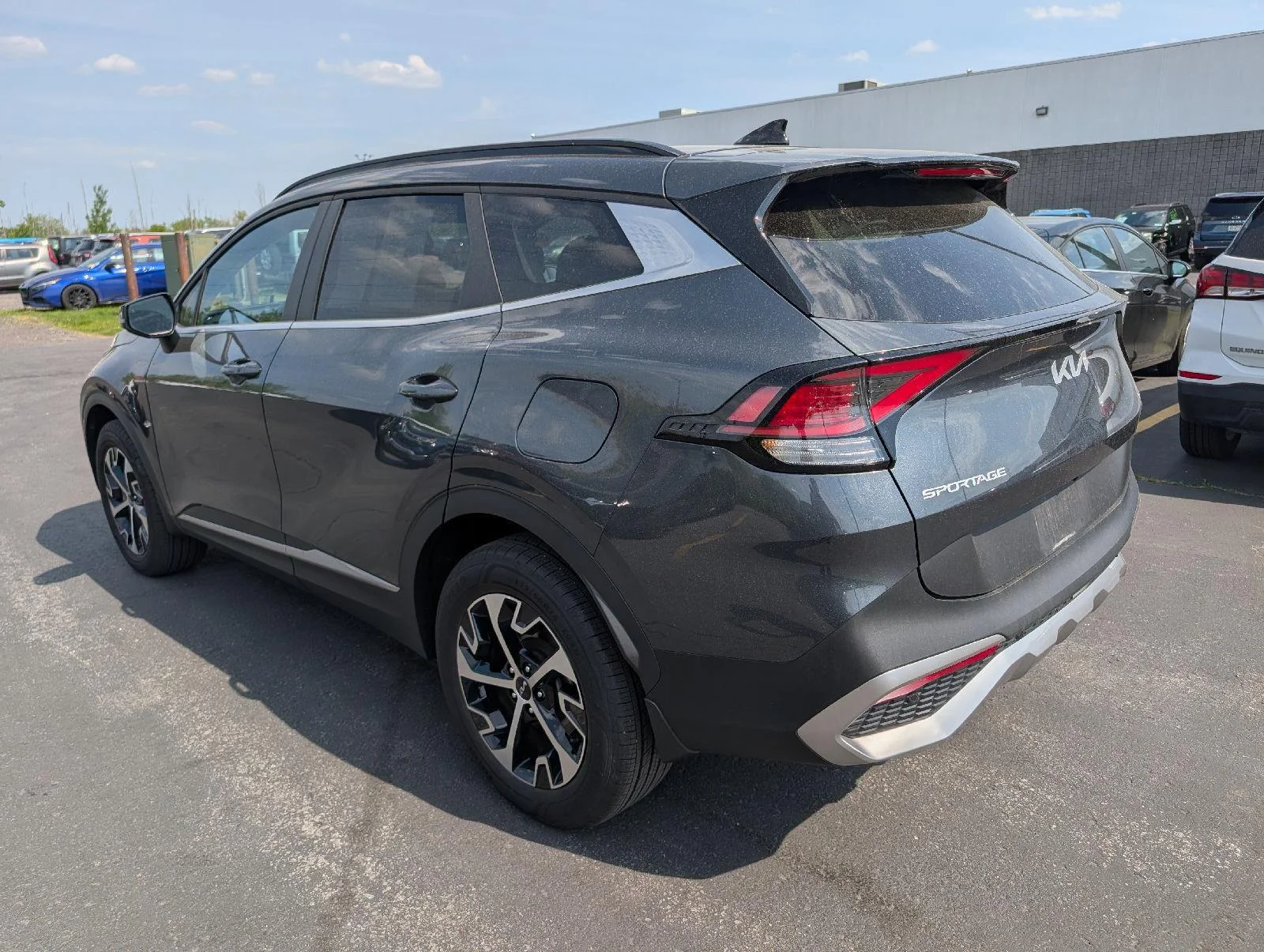 Used 2025 Gravity Gray Kia EX image 5